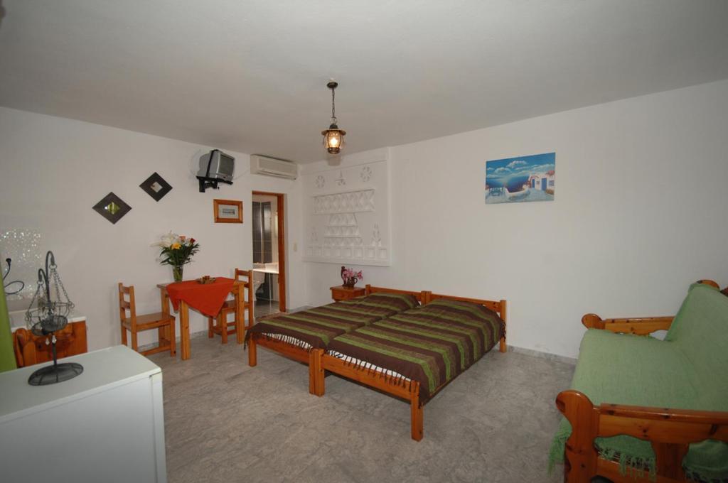 Guest house Vasilis 3*